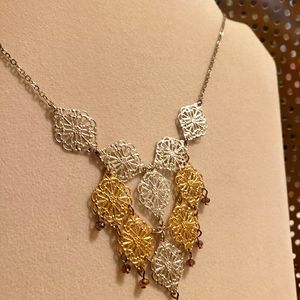 Express gold toned necklace